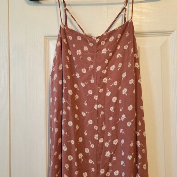 Wild Fable Daisy Floral Print Mauve Pink Jumpsuit Size Medium Boho - Picture 4 of 4